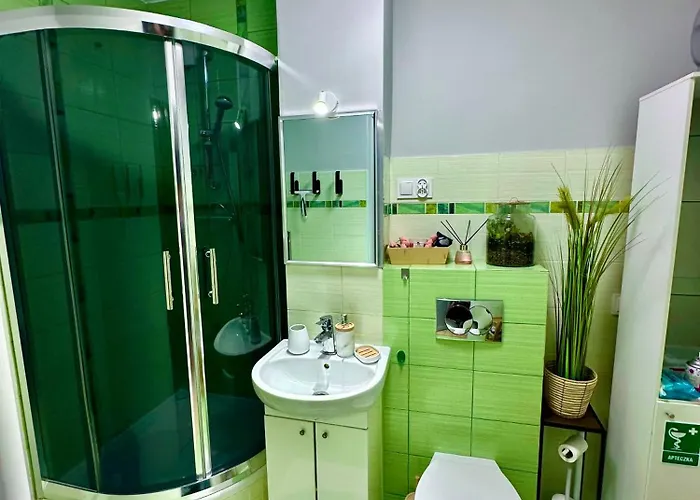 Metro Mlociny وارسو